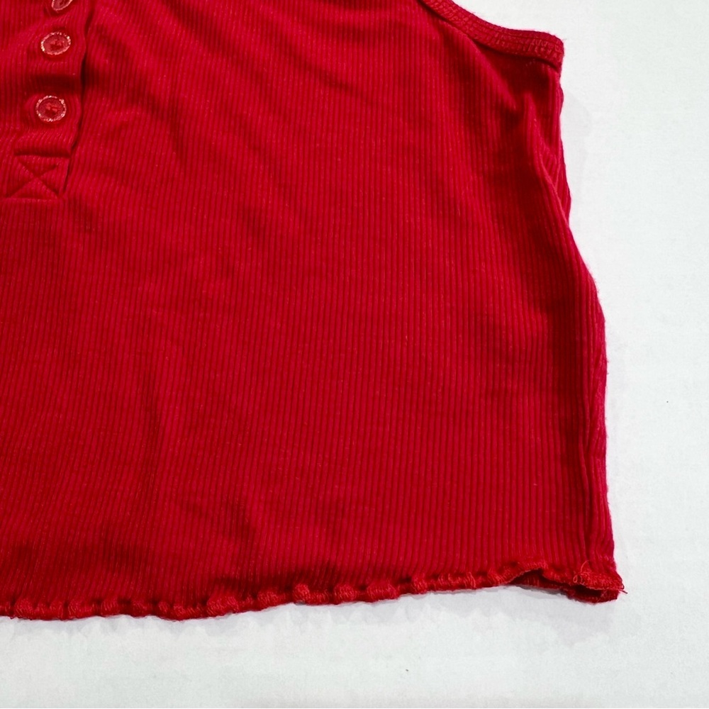 Garage Ribbed Button Crop Tank - Picture 4 of 6
